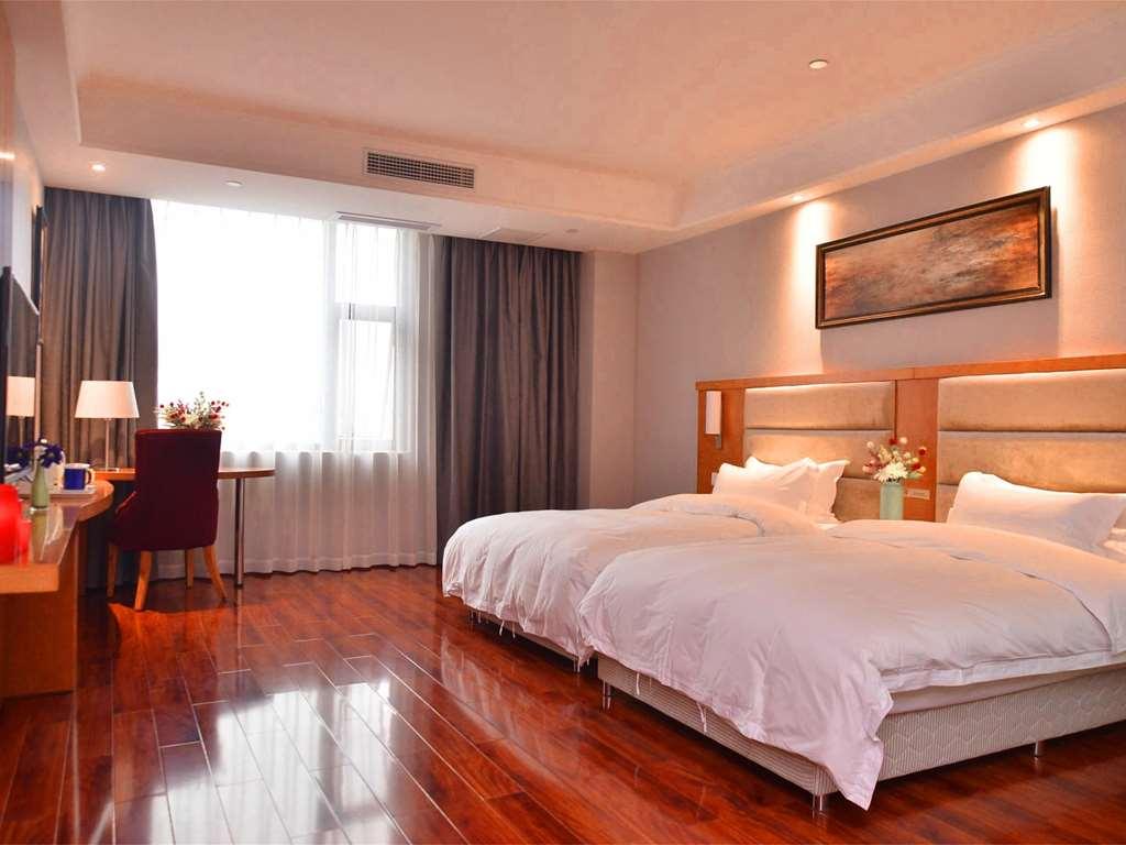 Ibis Chongqing Airport Hotel ภายนอก รูปภาพ